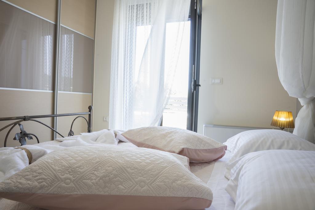 Villa-Azalea Almyrida  Room photo